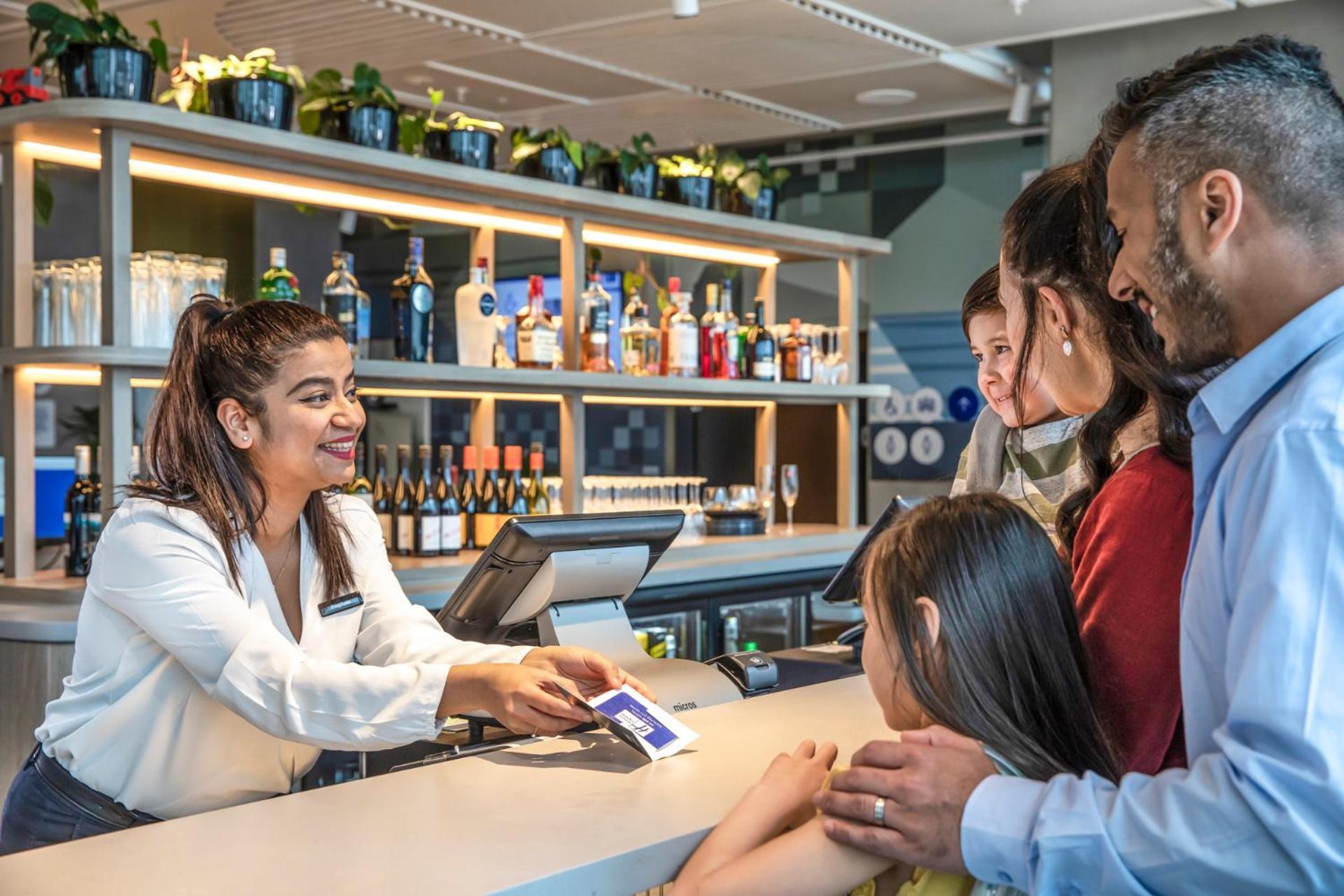 Holiday Inn Express Auckland City Centre By Ihg Εξωτερικό φωτογραφία